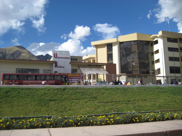 990203739_083
