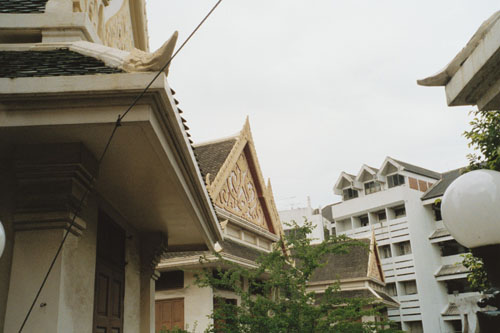 wattraimitr.roof.ornaments
