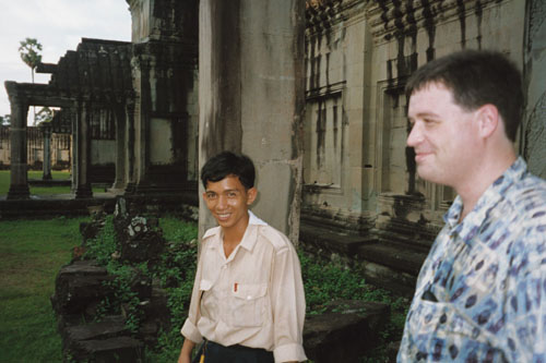 angkarwat.aaron.mony