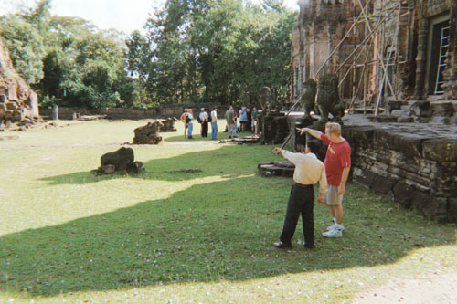 prasat.prahkor.andrew.mony