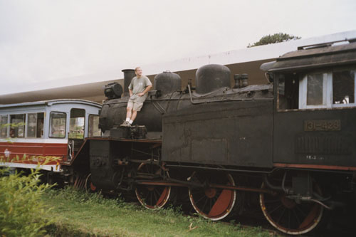 dalat.train.andrew
