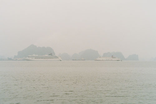 halong.bay.view1
