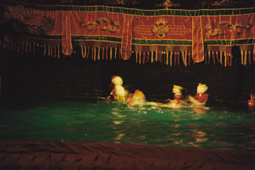 hanoi.water.puppets2