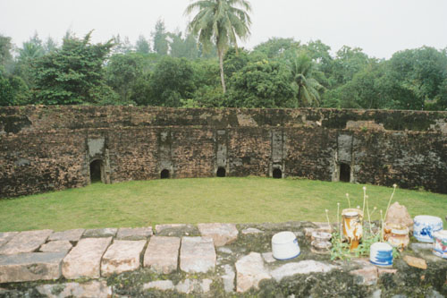 hue.elephant.arena